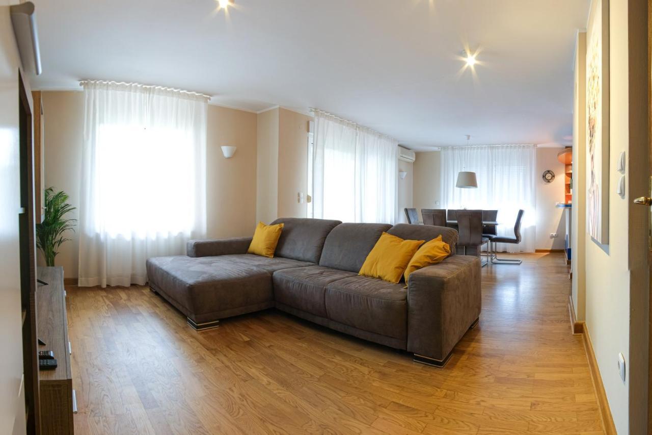 M16 Spacious And Bright Apartment Любляна Екстериор снимка